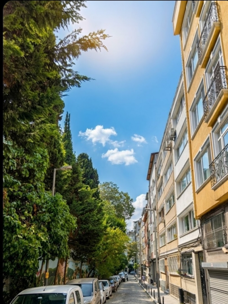KURTULUŞ BİLGİÇ SK.’TA 3.KAT 2+1 SATILIK DAİRE